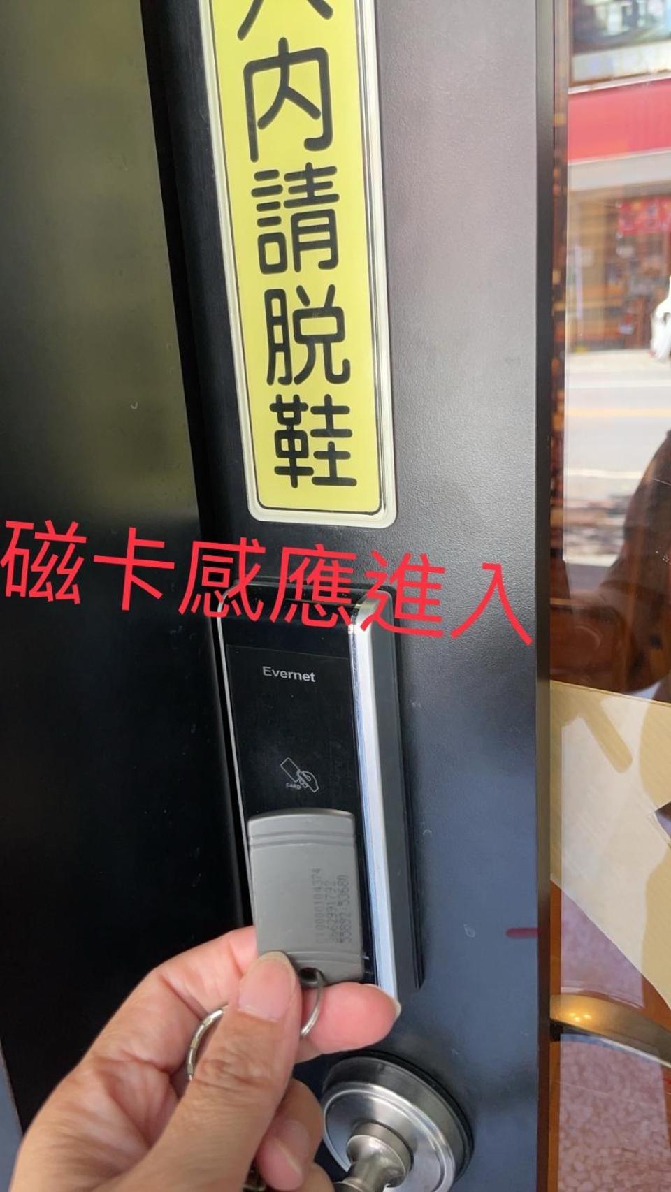 小小鋼琴家民宿&近夜市文創美食街 Kota Hualien Bagian luar foto